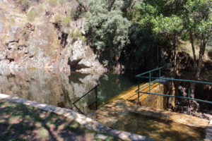 piscina natural-villanueva del conde-sierra francia
